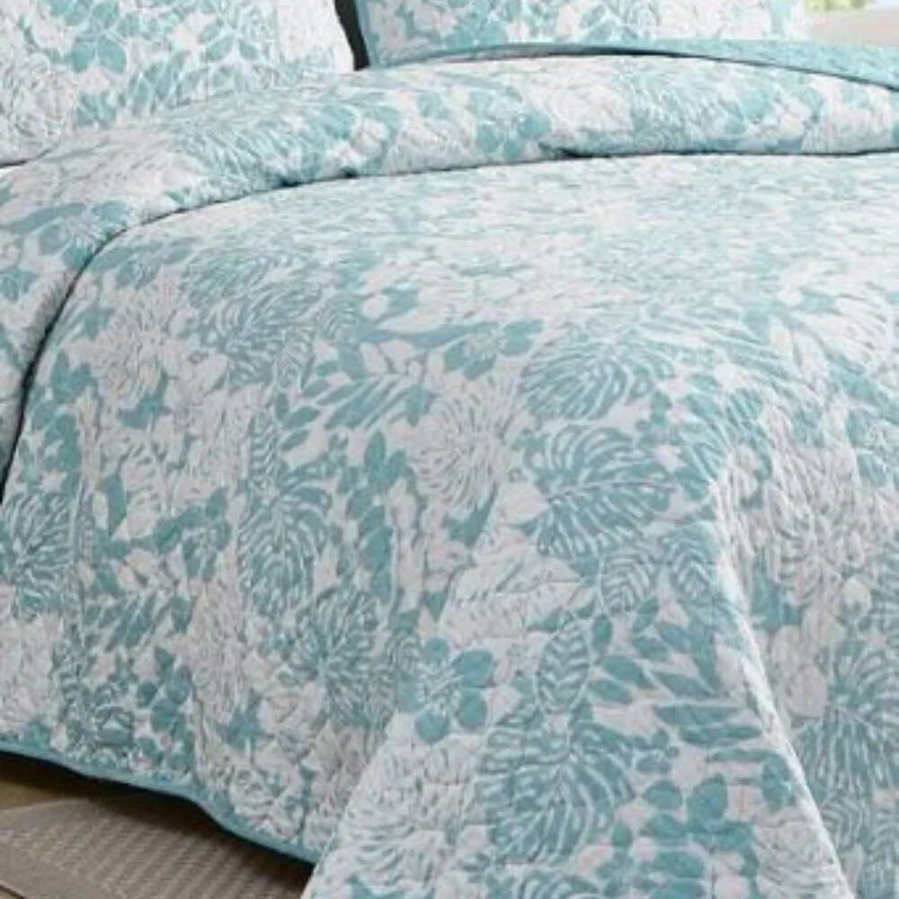 Tommy Bahama Laguna Beach Twin Quilt Set in Blue and White  - NWT